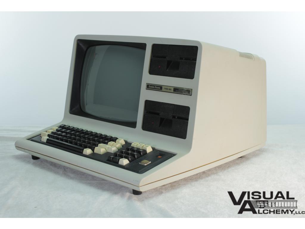 1983 RadioShack TRS-80 Model 4 Micro Co... 10