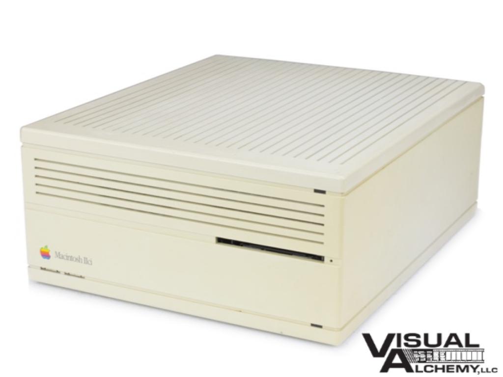 1989 Macintosh IIci 142
