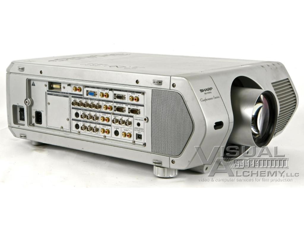 2000 Sharp XG-V10WU Projector