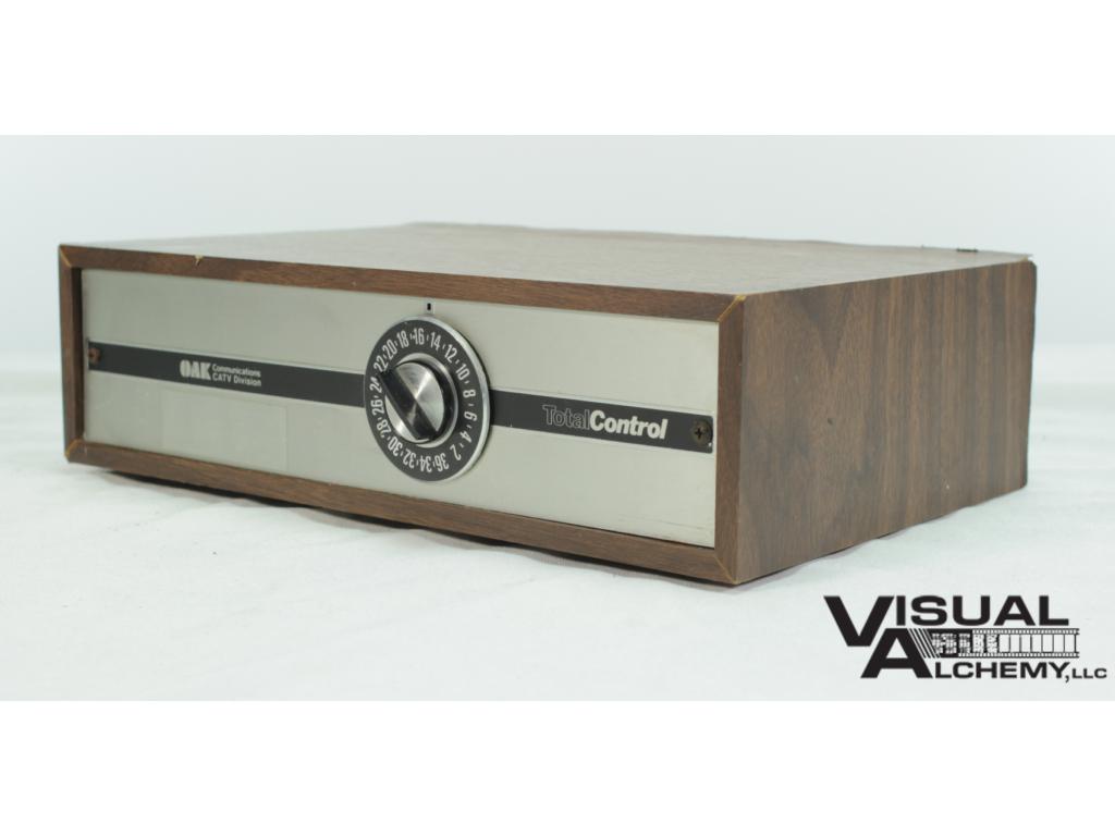 1982 OAK TC-35 TV Converter
