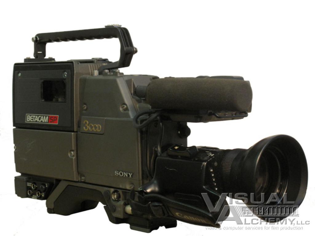 1990 Sony BVP-7 Color Video Camera (PROP)