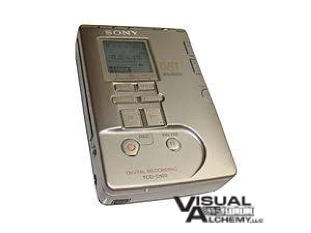 2001 Sony TCD-D100 DAT Recorder