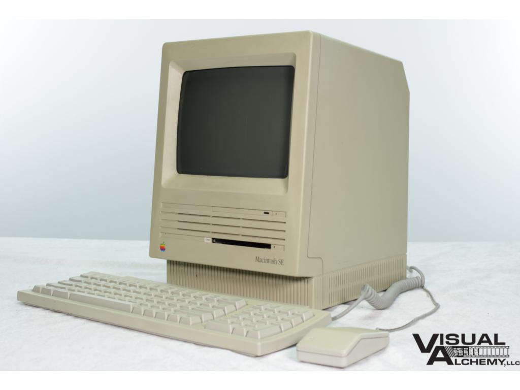 1985 9" Macintosh SE M5011 (Prop)