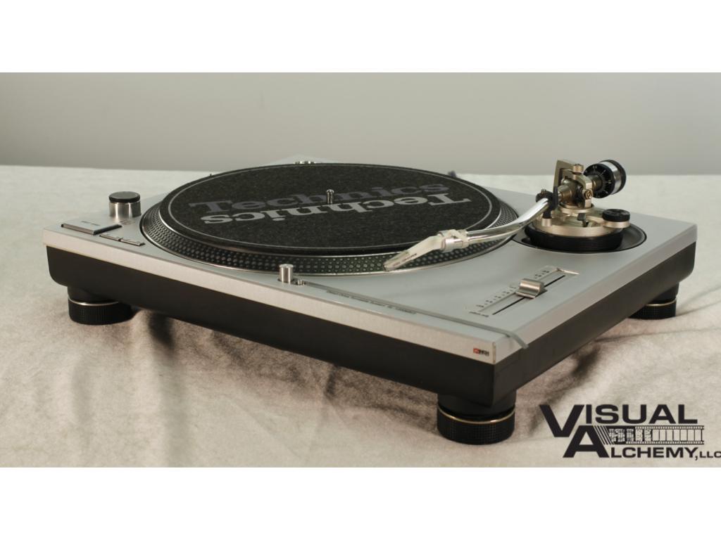 1979 Technics Turntable SL-1200MK2