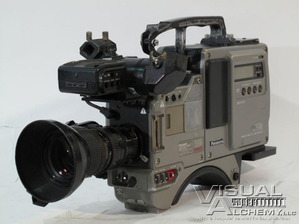 1991 Panasonic WV-F250 SVHS Camera (PROP)