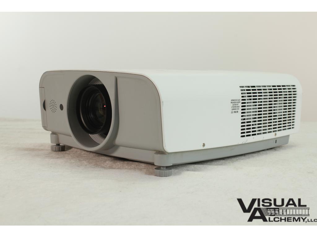 2006 Sanyo PLC-XT25 (4500 Lumens)