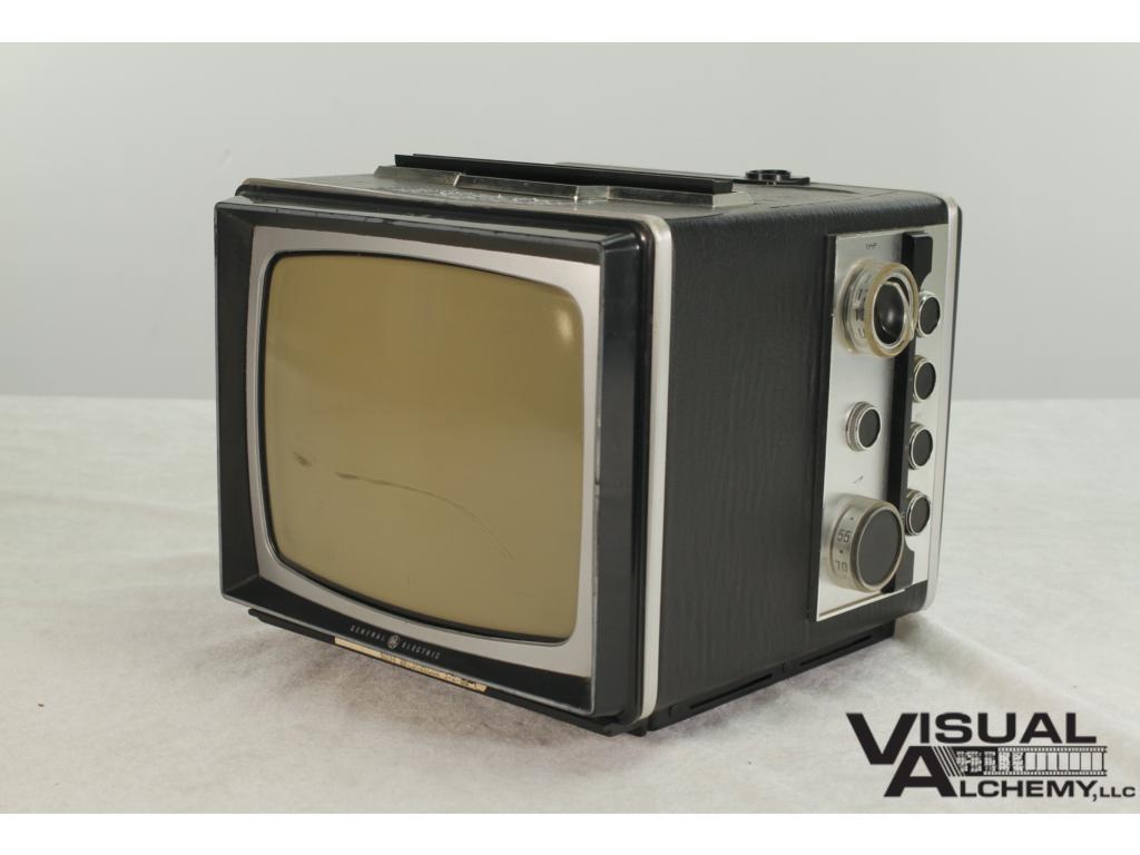 1968 8" General Electric TR805AEB Television