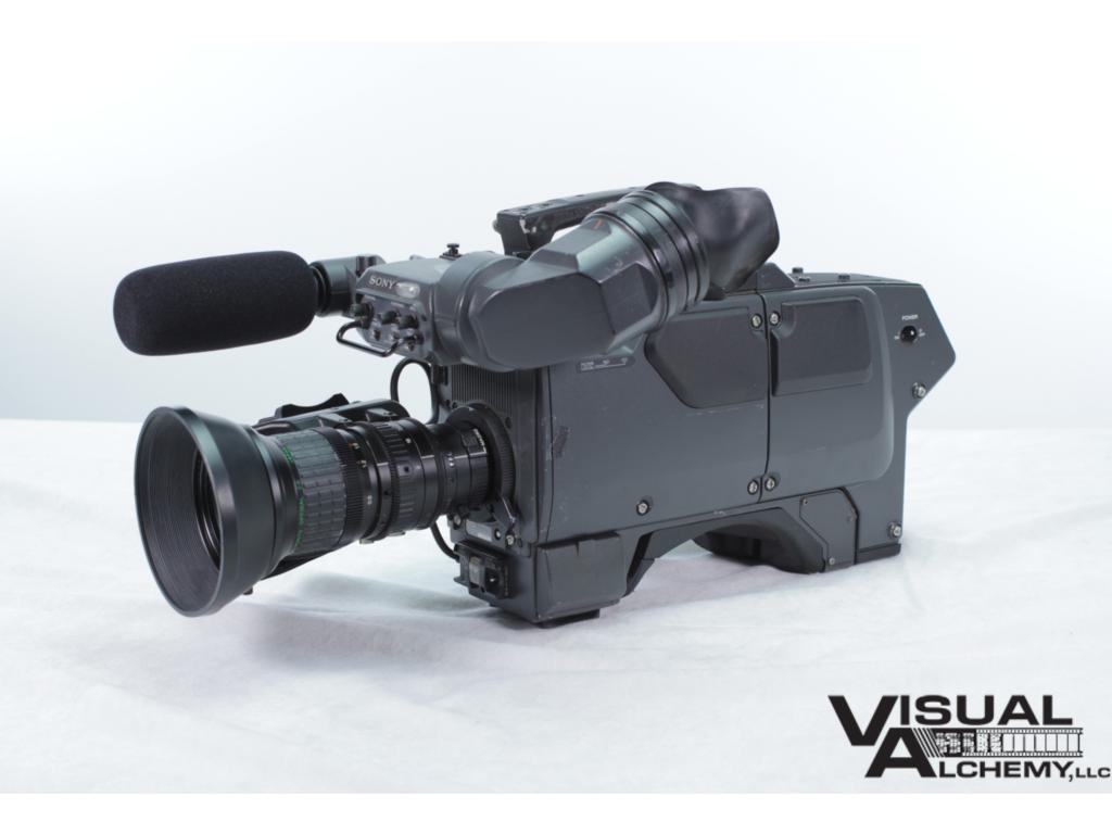 1994 Sony BVP-750 Color Video Camera (PROP)