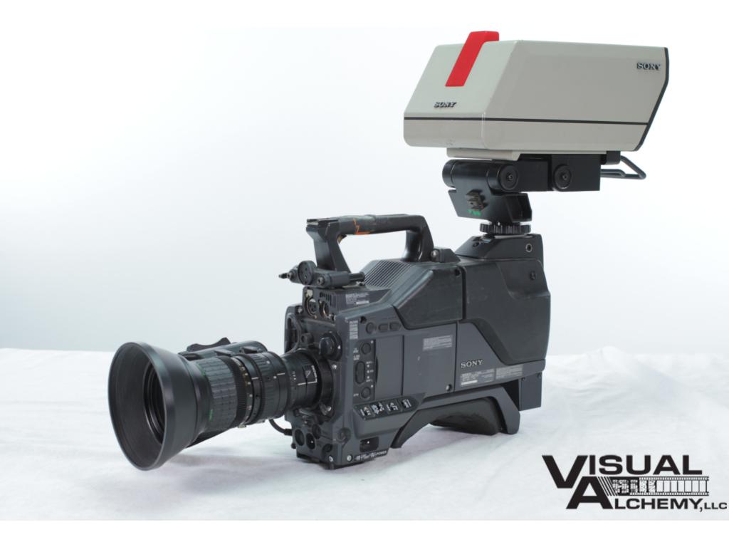 1996 Sony DXC-D30 Digital Video Camera (PROP)