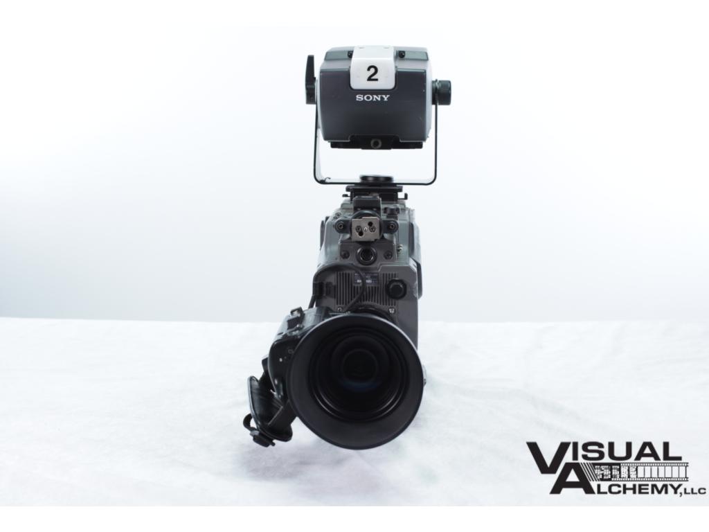 1990 Sony BVP-550 Digital 1000 Camera (PROP)