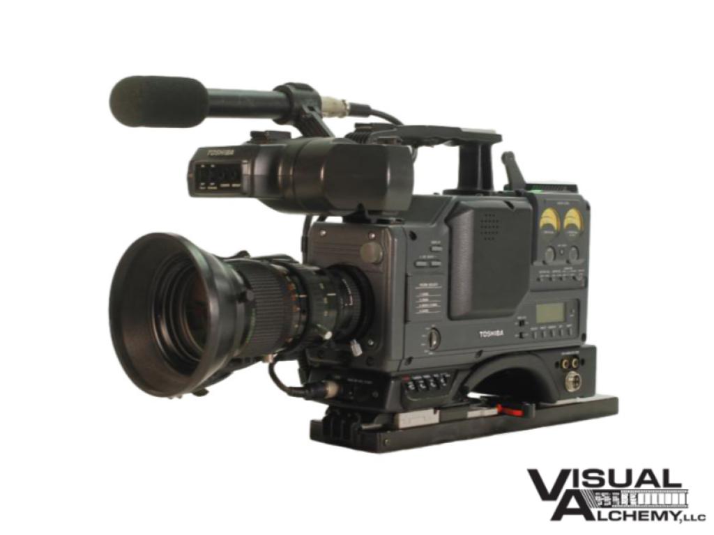 1993 Toshiba TSC-200 3CCD HI8 Camera