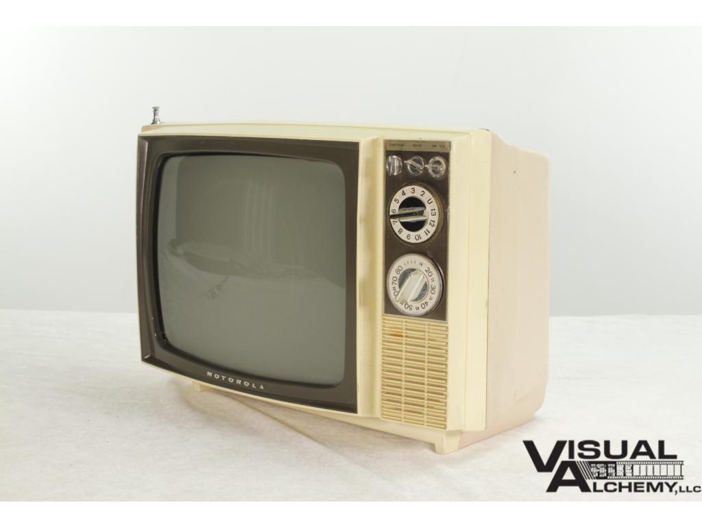 1965 12" Pink Motorola