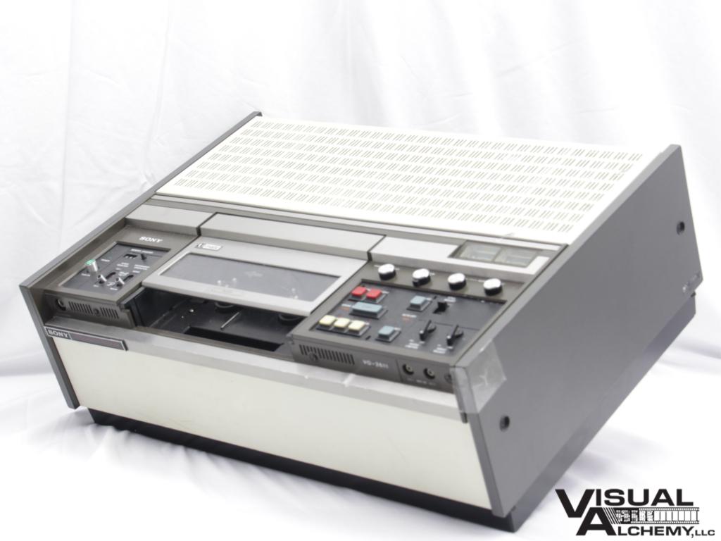 Sony U-matic 3/4"  Video Cassette Recorder VO-2611