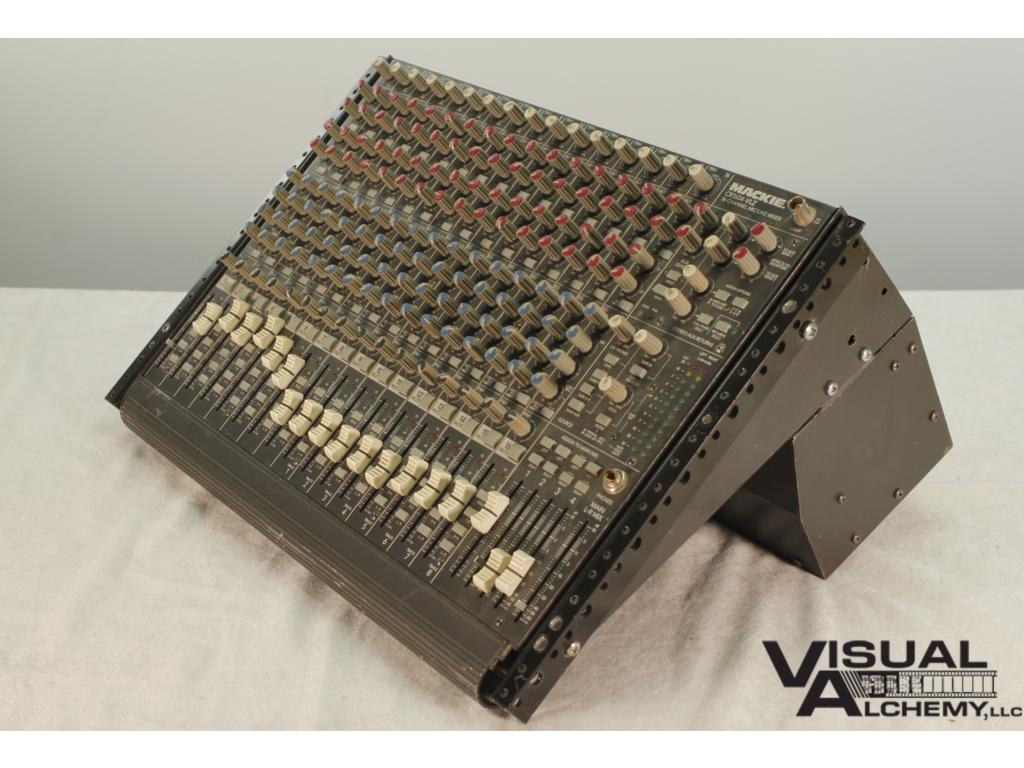 1996 Mackie CR1604-VLZ 16-Channel Mic/Line Mixer
