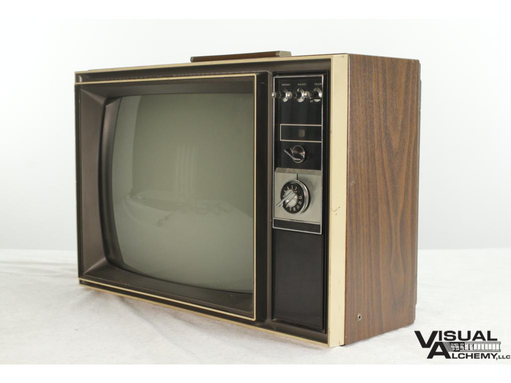 1977 17" Panasonic AN-96 (B&W)