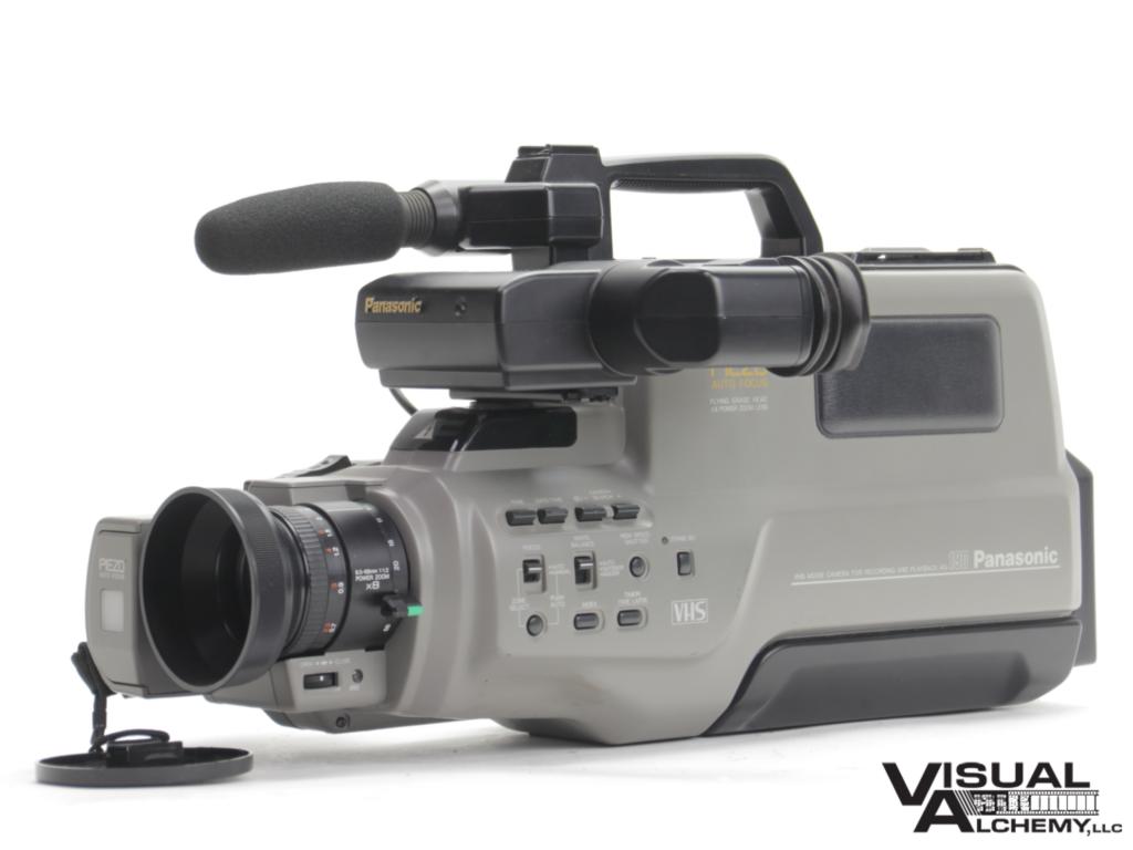 1991 Panasonic AG-190-P VHS Camcorder