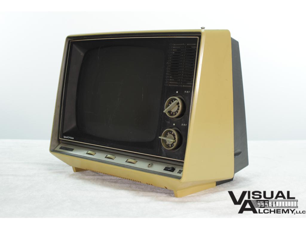 1971 13" Panasonic AN-142A Speed-O-Vision (Prop)