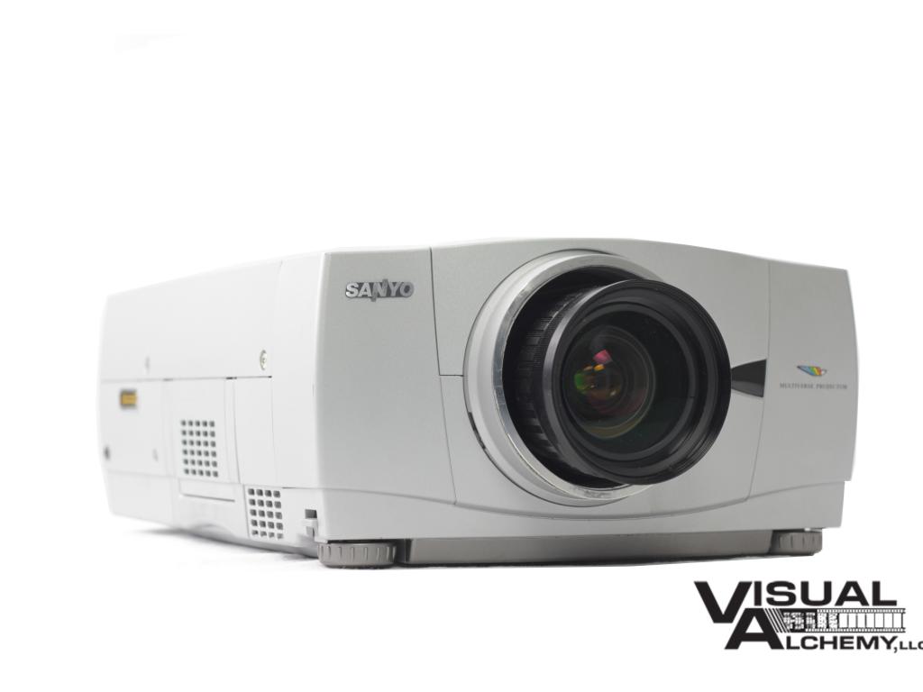 Sanyo Pro Xtractx Multiverse Projector PLC-XP46L